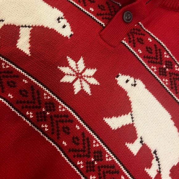 Red Polar bear sweater - Picture 4 of 4